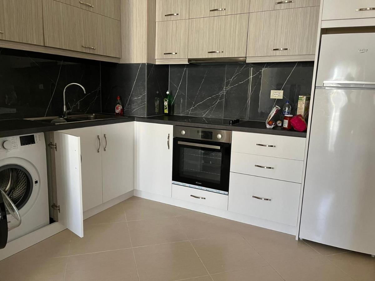 Saranda City Center & Beach Apartament 2 Bed Room Extérieur photo