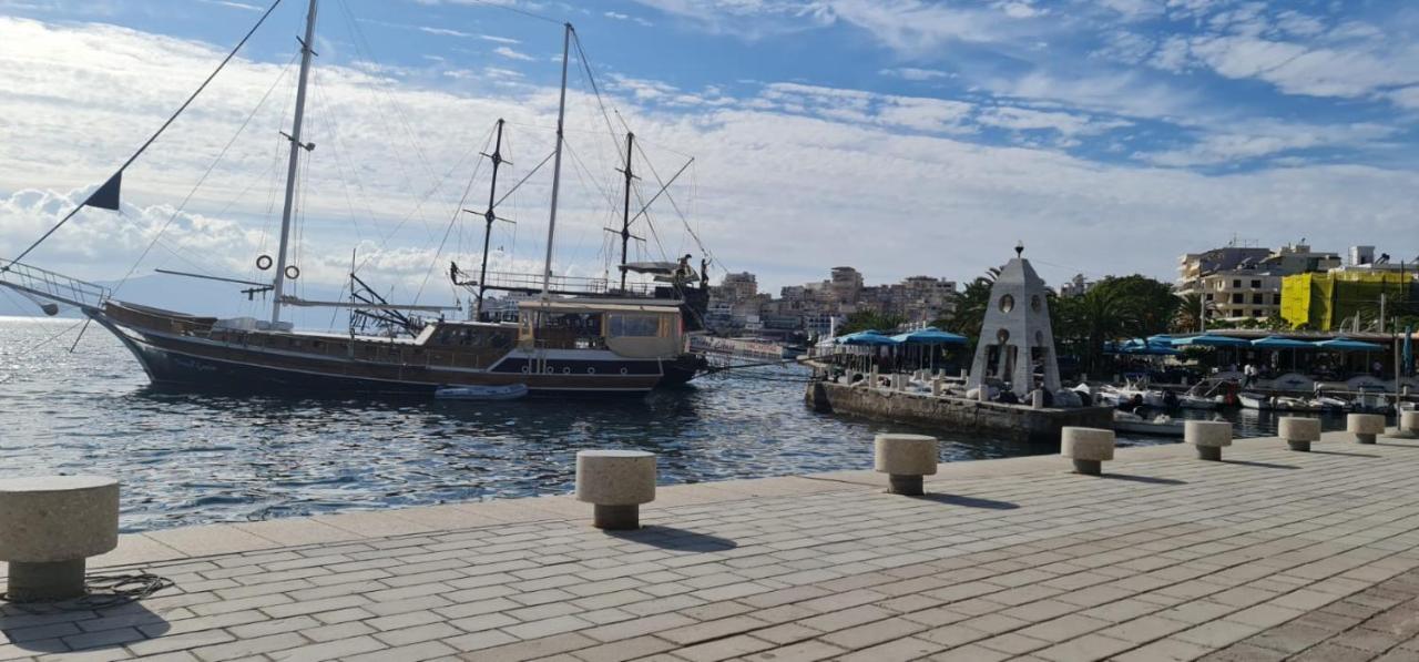 Saranda City Center & Beach Apartament 2 Bed Room Extérieur photo