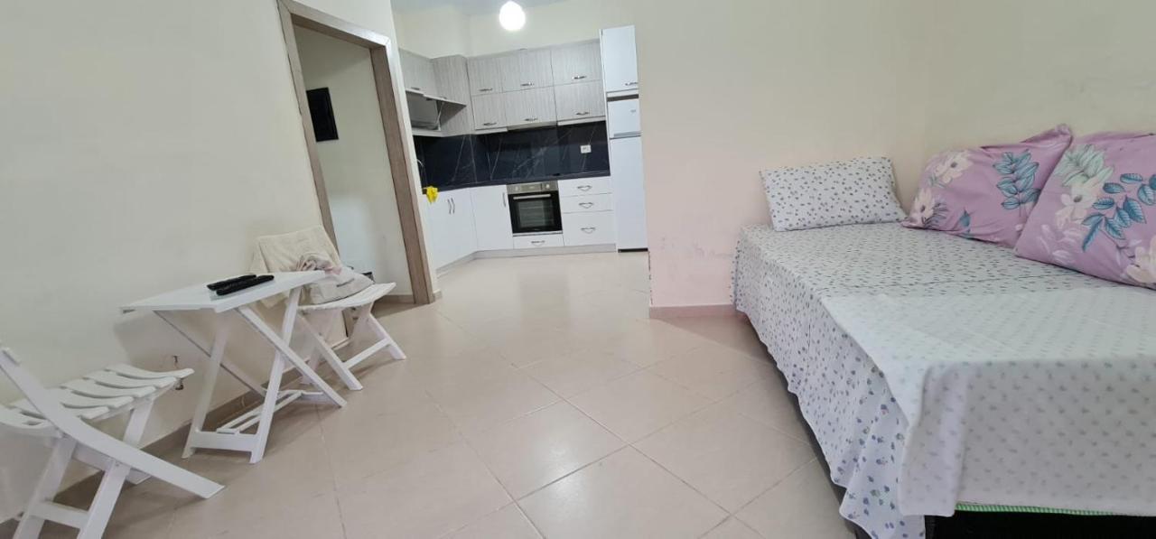 Saranda City Center & Beach Apartament 2 Bed Room Extérieur photo